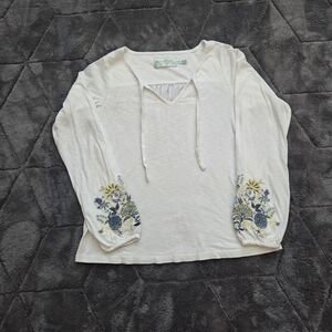 Aventura White Long Sleeve Top with Floral Embroidery Sleeve Size XS Boho